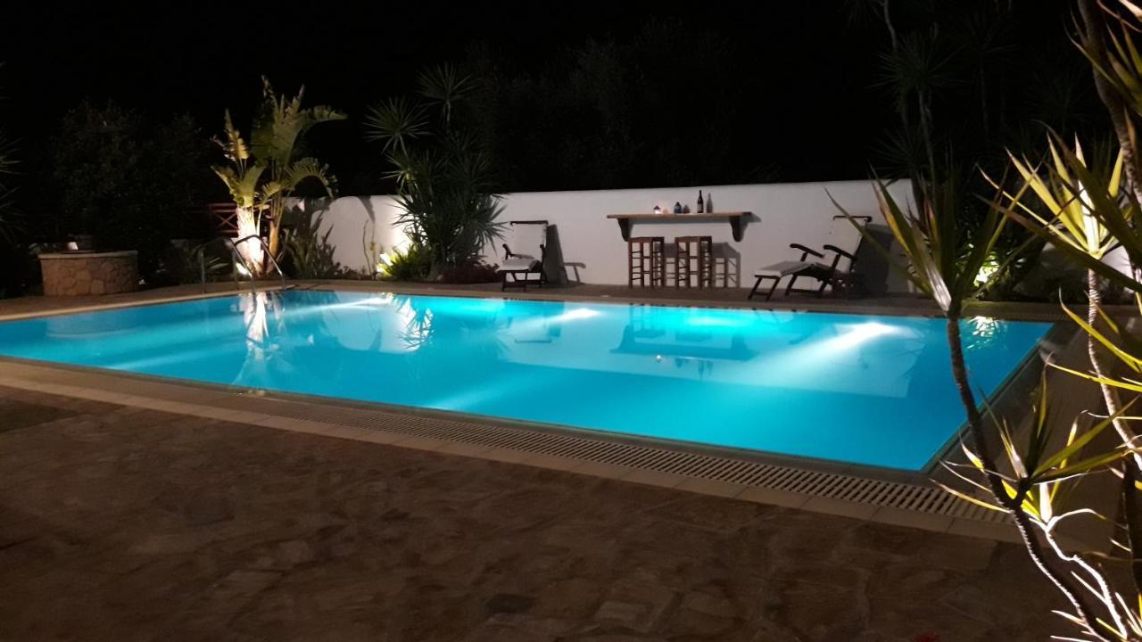 Villa Almyra Aegina Exterior foto